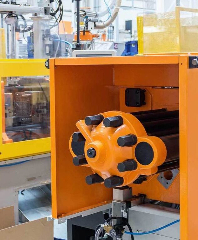 Spuitgiet - Orange Plastics